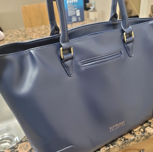 Buffbunny Collection Handbags - BuffBunny Game Changer bag in Voyager